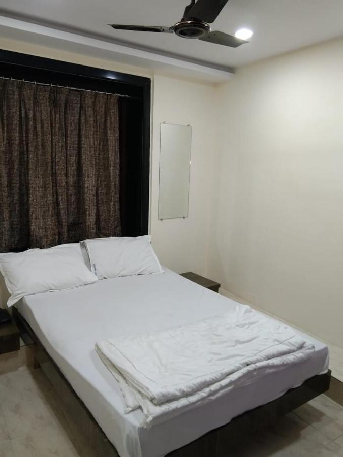 Sadguru Lodge Mumbai Ngoại thất bức ảnh